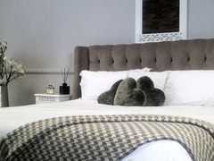 Atwood Luxury Buttoned Bed