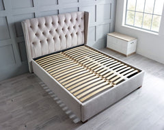 Hemingway Winged Bed