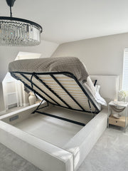 Swinton Bed